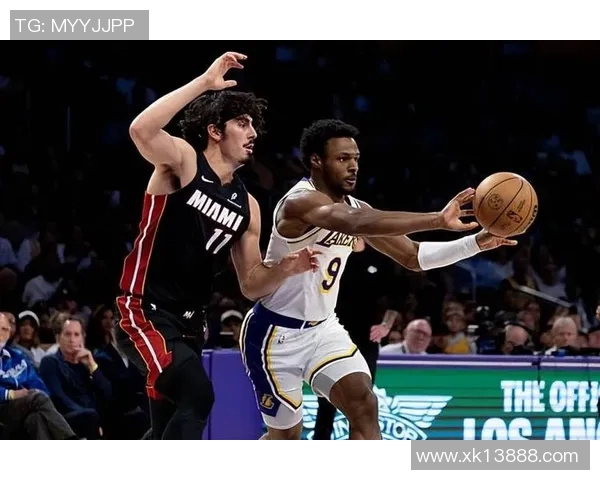 布朗尼逐渐融入球队但进攻能力不足仍难以在NBA立足